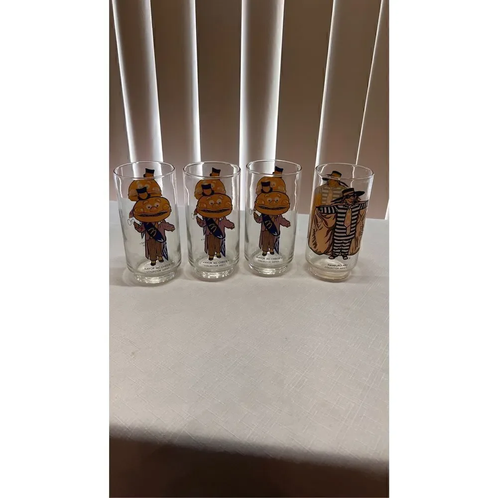 MCDONALDS MAYOR MCCHEESE & HAMBURGLER PROMOTIONAL GLASSES SET OF 4 1970'S